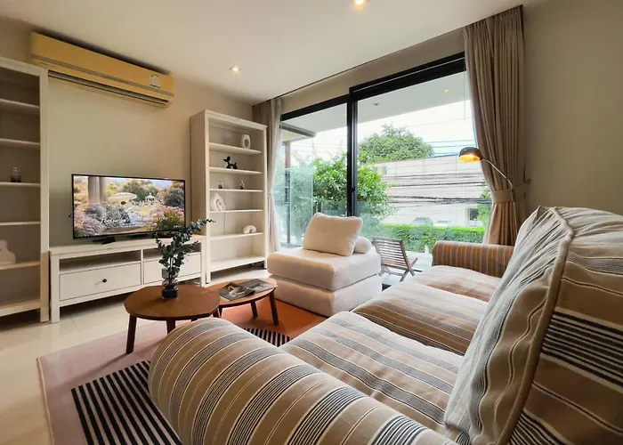 Vibe Sukhumvit 61 L Ultra Wifi L Walk To Bts Thonglor Or Ekkamai *