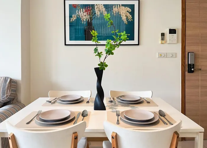 Apartamento Vibe Sukhumvit 61 L Ultra Wifi L Walk To Bts Thonglor Or Ekkamai *