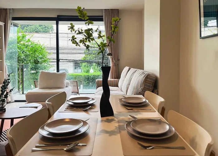 Vibe Sukhumvit 61 L Ultra Wifi L Walk To Bts Thonglor Or Ekkamai Apartamento Bangkok