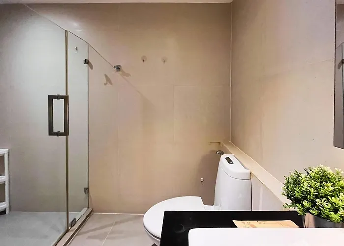 Vibe Sukhumvit 61 L Ultra Wifi L Walk To Bts Thonglor Or Ekkamai