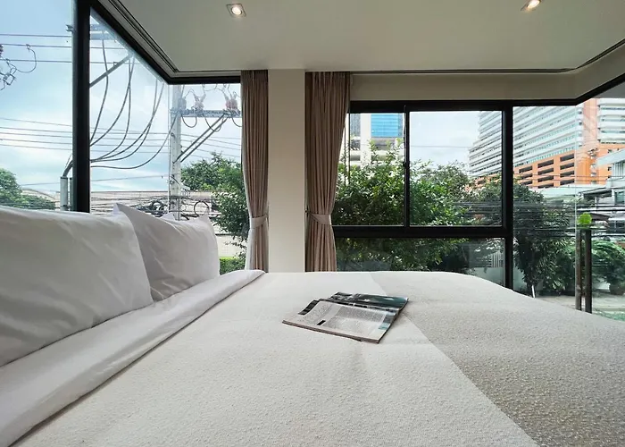 Vibe Sukhumvit 61 L Ultra Wifi L Walk To Bts Thonglor Or Ekkamai Bangkok