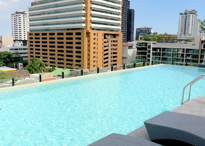 Vibe Sukhumvit 61 L Ultra Wifi L Walk To Bts Thonglor Or Ekkamai Bangkok